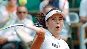 Sorana s-a lovit iar de stânca Azarenka: 1-6, 3-6