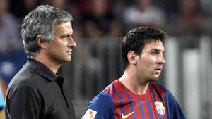 FOTO Mourinho a fost prins cu minciuna!** Ce făcea de fapt "The Special One" când Messi primea al patrulea "Balon de Aur"