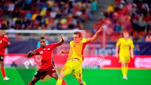 Lazăr, pus pe glume după distracția cu T&T: "Nu știu nici câte goluri a dat Marica"