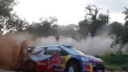 Prima "dublă" pentru modelul Citroen DS3 WRC