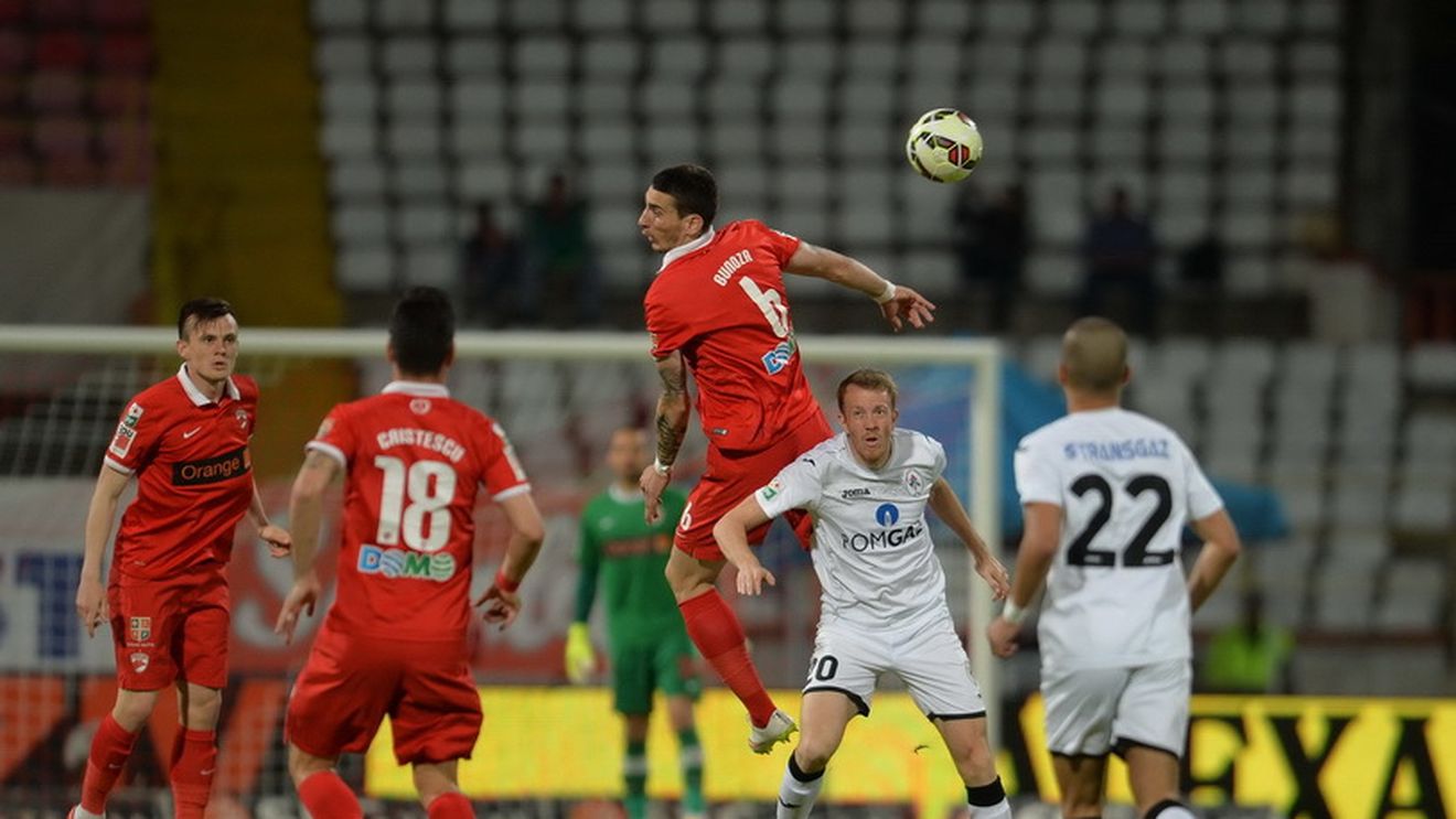 Cronica unui meci cu final palpitant. Cum să pierzi victoria în minutul 93. Dinamo a condus-o pe Mediaș, dar a primit gol la ultima fază, 1-1