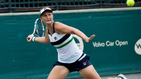 Begu s-a calificat în optimi la Charleston, după o revenire frumoasă în fața Kucovei! Urmează Sam Stosur