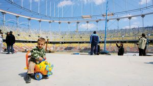 "Mami, uite ce stadion mare avem!"** Românii au rămas impresionați de noul stadion Național