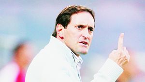 Conceicao și-a început treaba la Astra!** "Vreau să jucăm fotbal!" Planul pentru perioada de pregătire