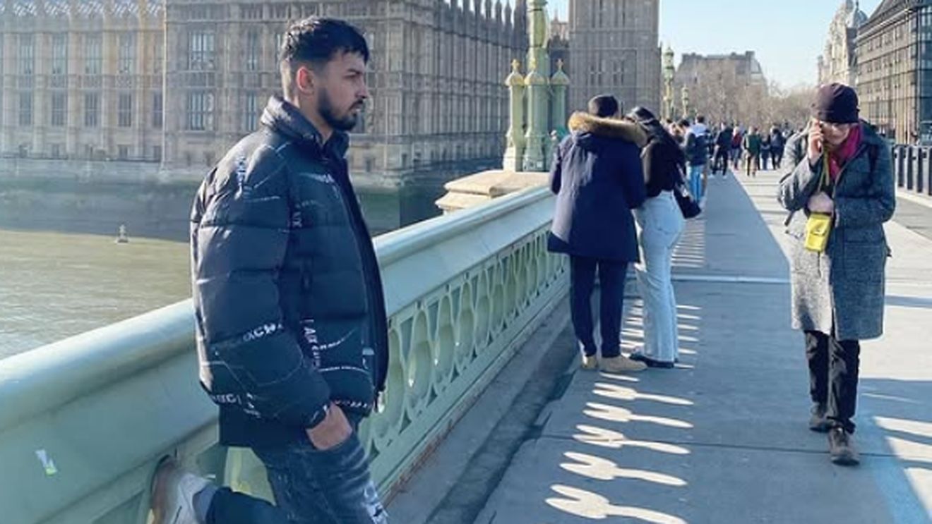 Fostul fotbalist român de la Astra Giurgiu a fost condamnat la 8 ani de închisoare pentru că a înjunghiat un jurnalist la comanda regimului din Iran!