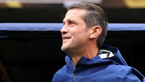 Cosmin Olăroiu, verdict nefardat despre Cristi Chivu, chiar dacă a semnat cu Inter: „Eu aș fi riscat. Acolo l-aș fi văzut”