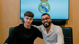 Fotbalistul român a semnat cu Real Madrid. Imediat a fost felicitat de brazilianul Marcelo: „Fenomenule”