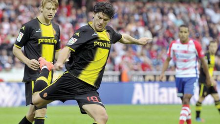 Săpunaru, pe urmele lui Mutu! Românul a semnat cu Hellas Verona