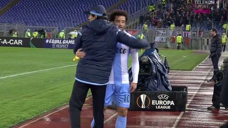 Când fanii, antrenorul și jucătorul sunt încercați de același sentiment. Acesta a fost momentul serii pe Olimpico! 