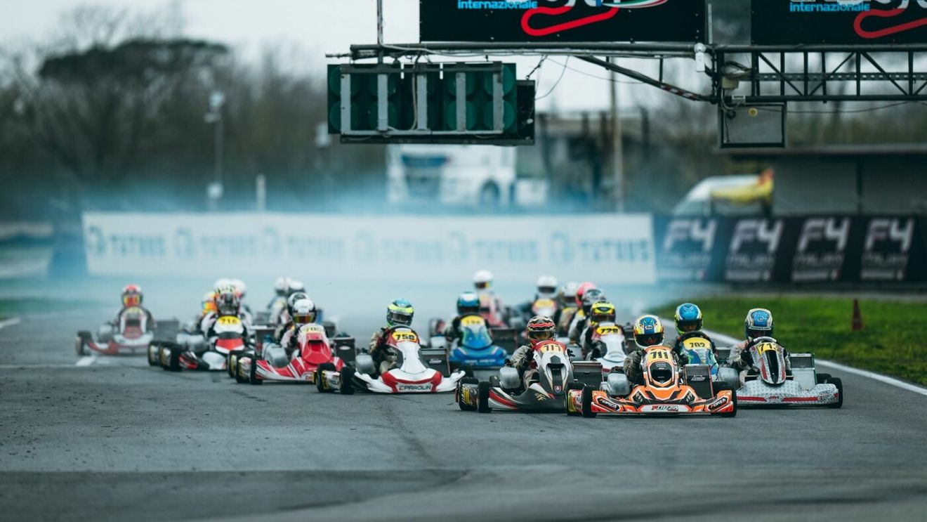 Trofeul WSK Super Master Series, câștigat de un român la Napoli! Bogdan Cosma Cristofor se descurcă de minune în debutul lui 2024