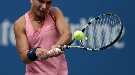 Simona Halep - Sara Errani, în sferturi la Stuttgart! Scorul întâlnirilor directe de până acum: 1-1. Aluzia italiencei: "Mă simt obosită... am jucat în Fed Cup"