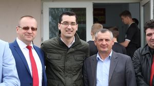 BREAKING NEWS | Reacția lui Burleanu în scandalul FCSB - Viitorul. "Ligă profesionistă, dar nu de fotbal!" De ce campioana "poate fi decisă la TAS" și motivul pentru care șeful FRF nu va asista la nicun meci