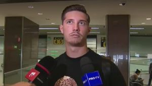 David Miculescu, plin de curaj după a ajuns în București pentru a semna cu FCSB: „Normal că sunt pregătit să joc în cupele europene!”