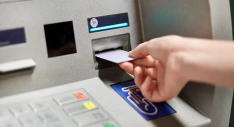Taxă unică pentru fiecare tranzacție. Trebuie să folosiți neapărat 2 carduri. Anunț pentru cei cu cont la bancă