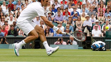 Performanță "ROIALĂ‚" pentru Federer!** Elvețianul s-a calificat în turul III, după un meci impresionant!