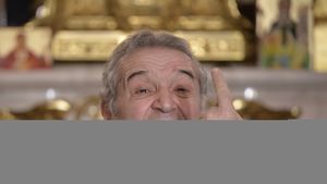 Becali anunță: "El va fi antrenorul FCSB-ului" | UPDATE Ce spune alesul patronului roș-albaștrilor: "Să dea Dumnezeu să vina ziua când Steaua o să fie Steaua din nou, pe Ghencea, acasă!"  