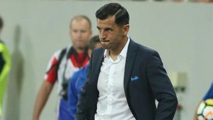 Dică anunță schimbări în primul "11" al FCSB la meciul cu ACS Poli! "Mi-e frică de accidentări!". Cum ar putea arăta vicecampioana