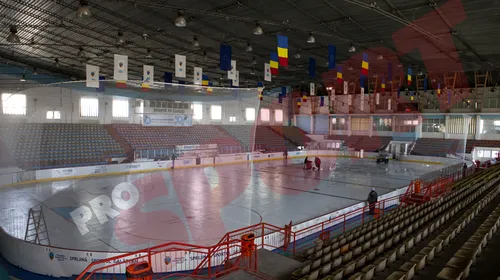 În așteptarea Simonei Halep, patinoarul din Galați se transformă în arenă de tenis | GALERIE FOTO