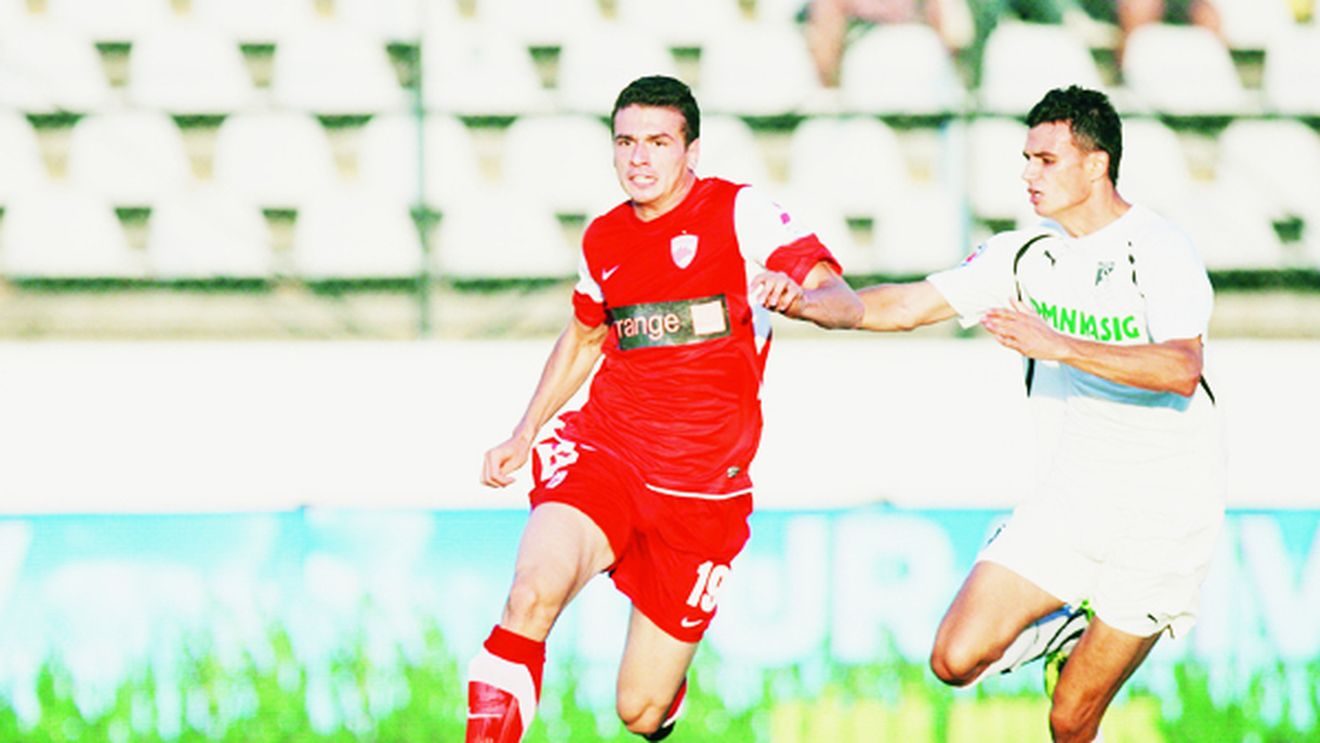 Speră să-l convingă! O nouă rundă de negocieri între Dinamo și Liviu Ganea!** Ultimele informații despre neamțul adus în probe