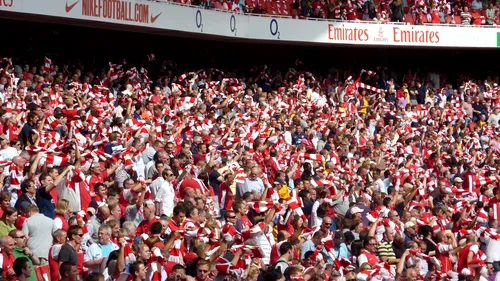 Arsenal și Tottenham au interzis suporterilor introducerea pe stadion a 