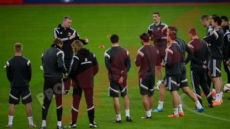 Nord-irlandezii, plini de respect înainte de disputa cu România: "Întâlnim cea mai puternică echipă a grupei". FOTO | Antrenamentul lui McAuley&Co