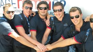 GRUPĂ‚ de FOC pentru tricolori la CE!