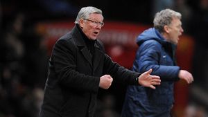 Forma slabă a lui United a ajuns subiect de glume! FOTO - Statuia lui Sir Alex a fost amplasată în fața stadionului! Mesajul pentru fanii echipei