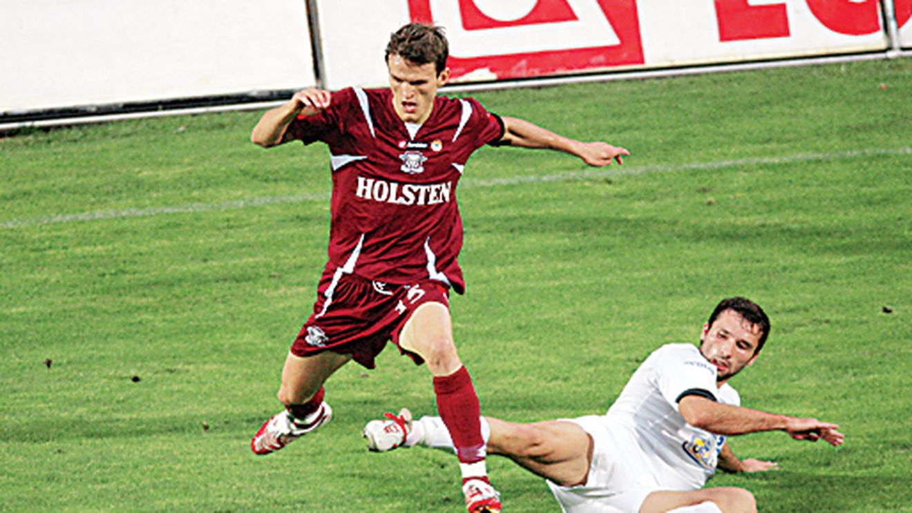 Nemulțumit de salariu, Lazăr vrea în Spania