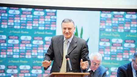Mircea Sandu aruncă mănușa familiei Lucescu:** "Veniți să luați naționala, calificați-o, și eu mă retrag din fotbal"
