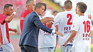 De la Valea Copcii în "Ștefan cel Mare". Traseul lui Stoican până la debutul în Liga 1 și ce salariu va avea la Dinamo