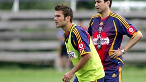 Pițurcă: "Vreau ca Mutu să dea gol Stelei!"