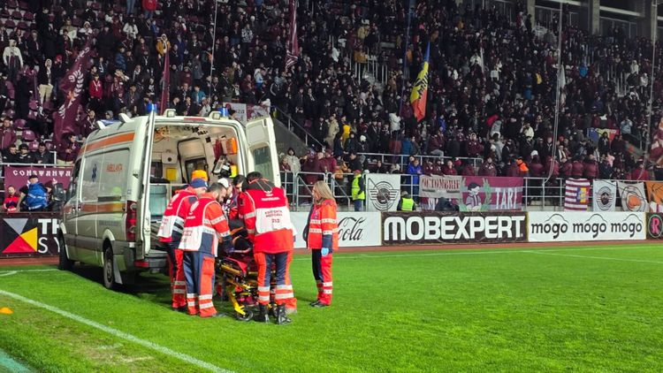 Momente de panică în Giuleşti. Medicii de pe ambulanță au intervenit de urgență după ce i s-a făcut rău şi l-au transportat la spital