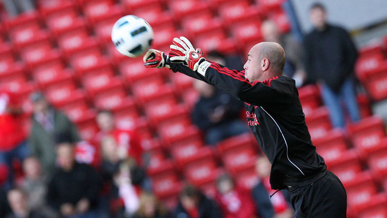 Reina dezminte zvonurile:** "Nu vreau să plec de la Liverpool, sunt mulțumit aici"