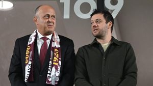 Rapid face mutarea decisivă. E gata să semneze pe doi ani cu echipa lui Şucu şi Angelescu