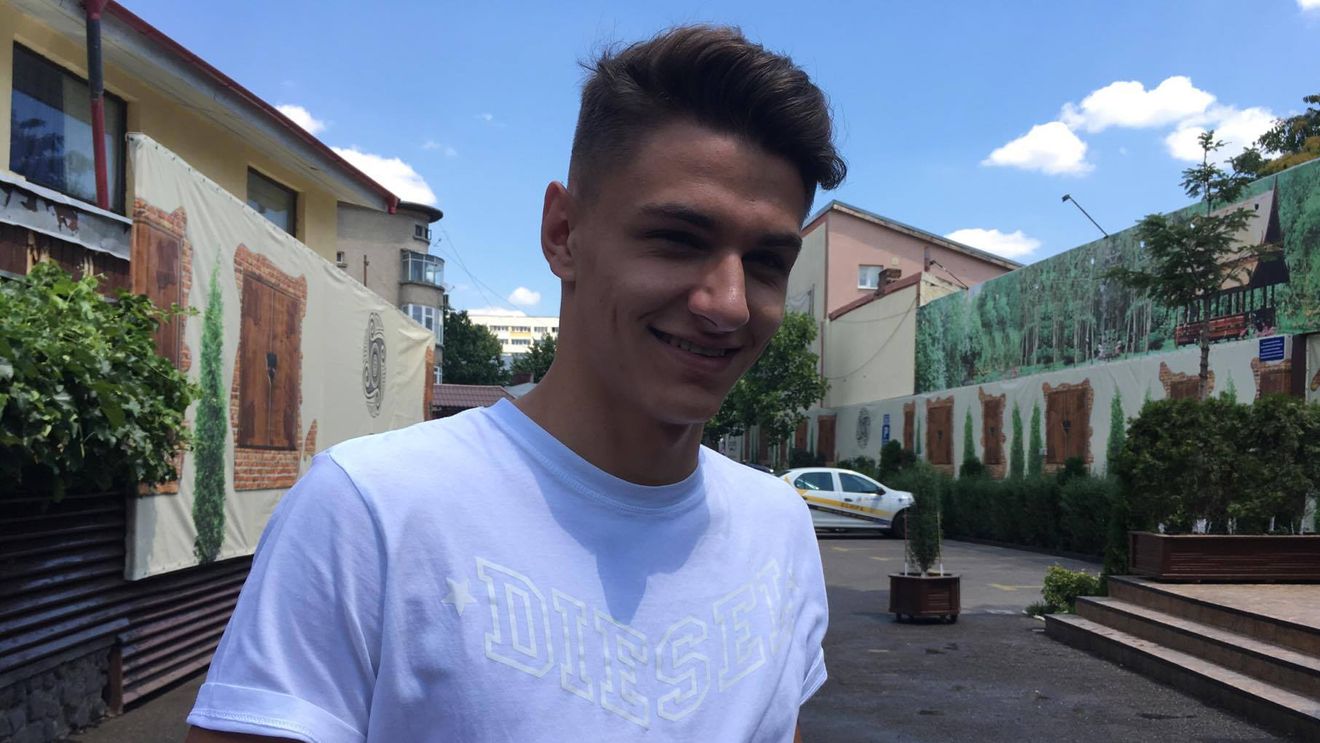 EXCLUSIV | Cum se depășește un calvar de aproape jumătate de an, cu o intervenție complicată. "Mai are contract doi ani cu AS Roma. Și-a revenit foarte bine după operație". Mesajul lui Ganea pentru Ganea Jr.,în ziua în care fiul său împlinește 19 ani 