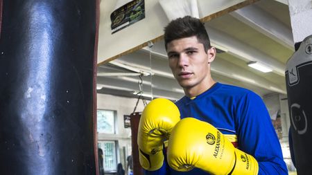 Cu cine atacăm medaliile de la Europeanul de box U22? Naționalele de tineret - selecție și verificare pentru competiția continentală de la Brăila, cu numai 57 pugiliști la start