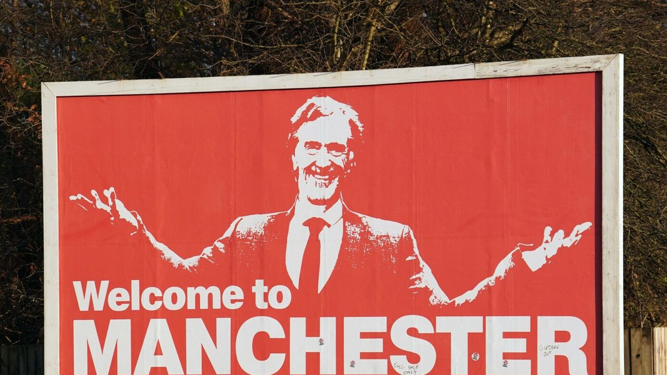 Decizie scandaloasă luată de Sir Jim Ratcliffe, miliardarul care conduce Manchester United! De ce șoc au avut parte angajații de pe Old Trafford și cum a răspuns patronul