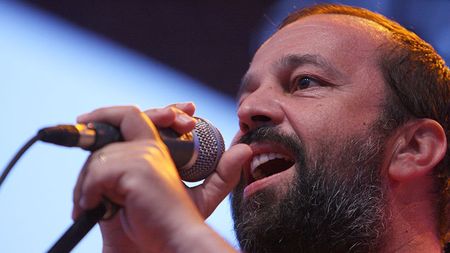 Mesajul răvășitor postat de Gabi Balint pe Facebook, după moartea lui Ioan Gyuri Pascu: "Dacă știam, nu te mai lăsam să te dai jos de pe scenă..."