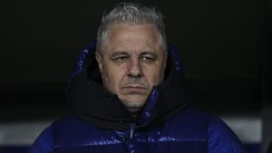 Șoc! Clubul a fost depunctat și a ajuns la -21 de puncte în clasament din cauza datoriilor către Marius Șumudică și staff-ul acestuia!