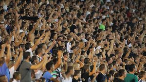 FOTO | Partizan, purtată pe brațe de un public incandescent! Steaua, sufocată de atmosferă electrică de la Belgrad