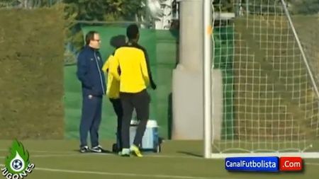 VIDEO Neymar l-a umilit pe Alex Song de două ori în doar câteva secunde! Cum l-a păcălit brazilianul pe colegul său