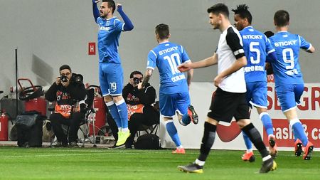 Dezastru pentru un om de bază de la U Craiova! S-a accidentat și nu va mai juca până la finalul sezonului: "A plecat la Barcelona să se opereze. În octombrie ar putea reveni"