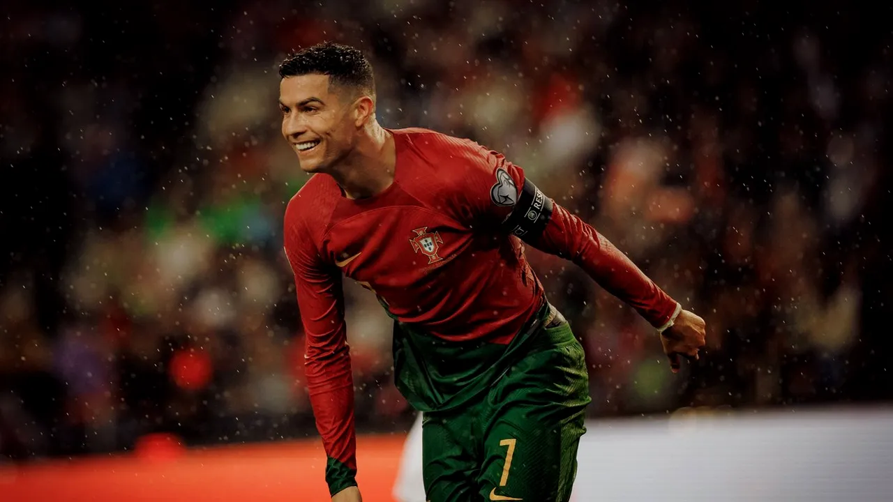 Cristiano Ronaldo, deasupra tuturor chiar și la 38 de ani! Bornele istorice stabilite după dubla din Bosnia - Portugalia 0-5: mult mai tinerii Erling Haaland și Kylian Mbappe s-au văzut depășiți de starul lusitan!