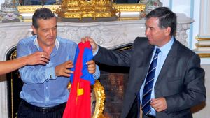 Scandal pentru un jucător de la FCSB! Valeriu Argăseală și Ionuț Luțu, avertizați: „Vă bateți joc de mine. Vin peste voi la palat. Îmi vreau banii!” | EXCLUSIV