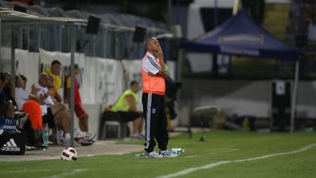 Țicleanu, dat afară prin sms