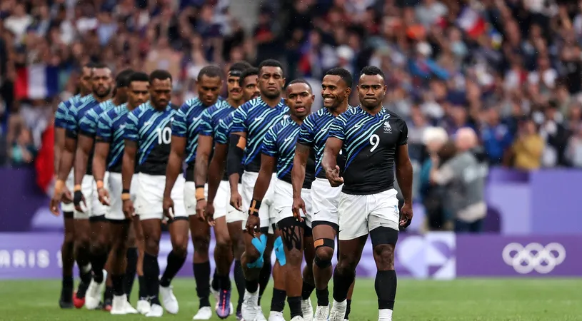 Au pierdut, dar au jucat cu inima! Rugbyștii fijieni au izbucnit în lacrimi la ascultarea imnului național, înaintea finalei de rugby în 7 de la Jocurile Olimpice