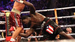 Bute sosește luni în România!** "Pentru Lucian urmează un meci în țară"