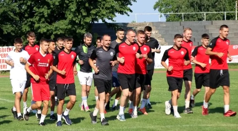 Șomuz Fălticeni ”devine” Bucovina Rădăuți 2. 11 fotbaliști și antrenorul-jucător Iulian Ionesi au schimbat tabăra și vor promovarea