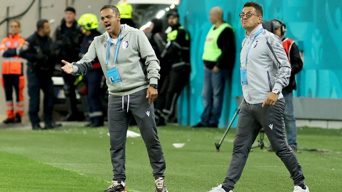 Constantin Schumacher, la o semnătură să preia o echipă din Liga 2 și să fie adversar în noul sezon cu fostul său colaborator, Andrei Prepeliță. ”Sunt în drum spre club și continui discuțiile” | EXCLUSIV