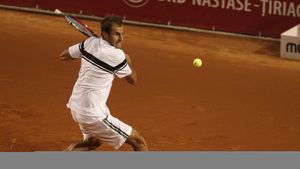 Marius Copil, eliminat în primul tur al calificărilor de la Roland Garros